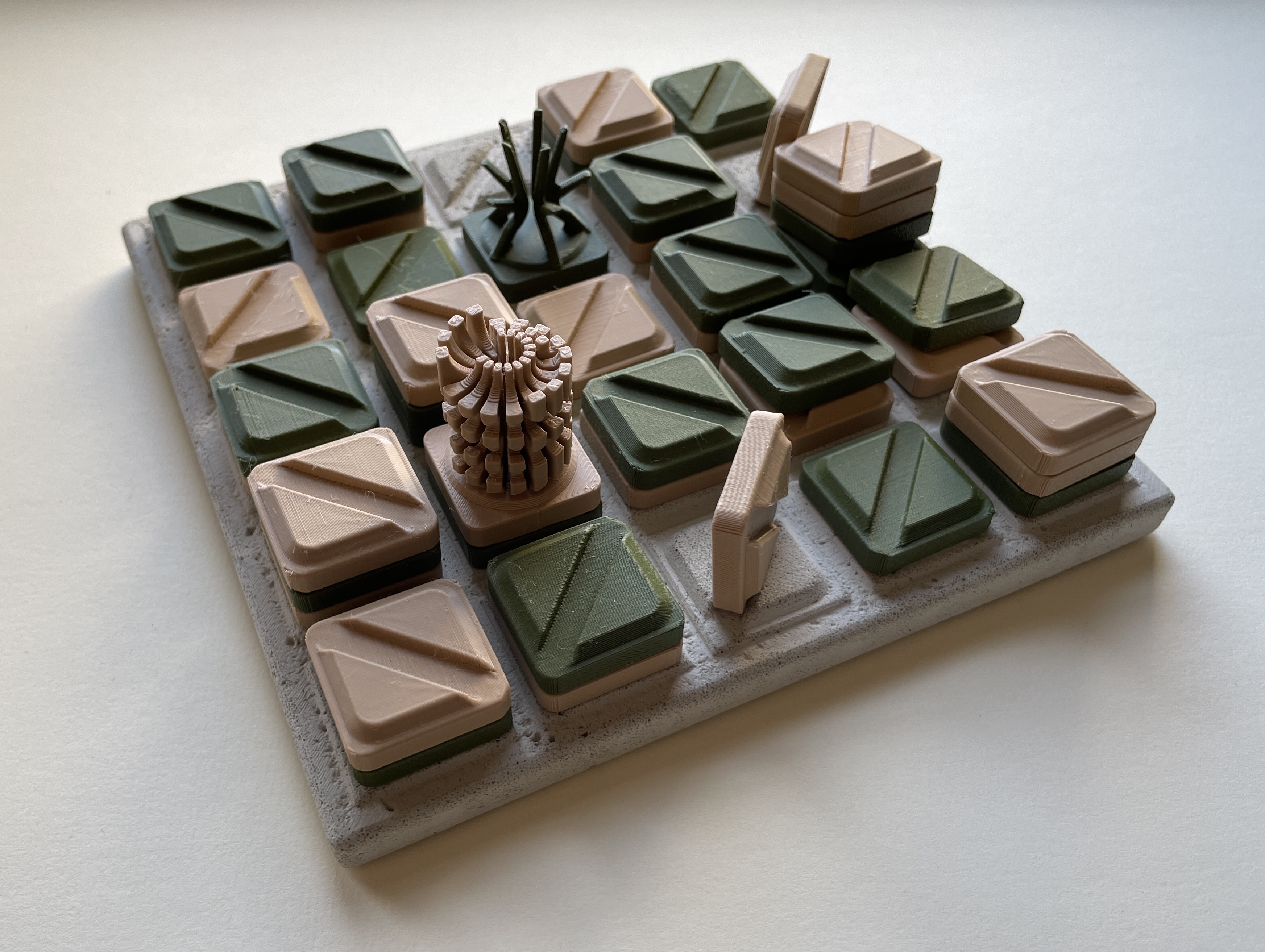 A photo of the board and pieces